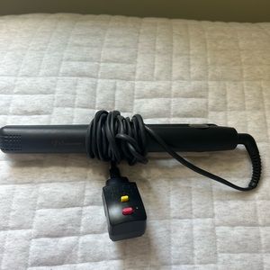 GHD straightener